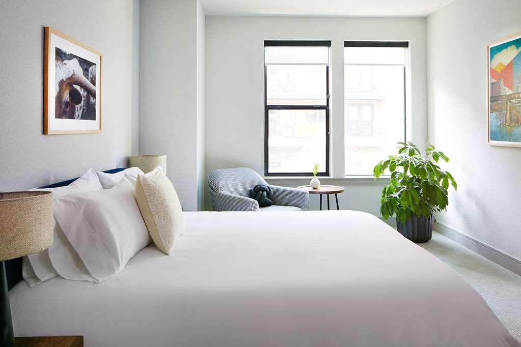 Sentral East Austin At 1614 E. Sixth Hotel Room photo