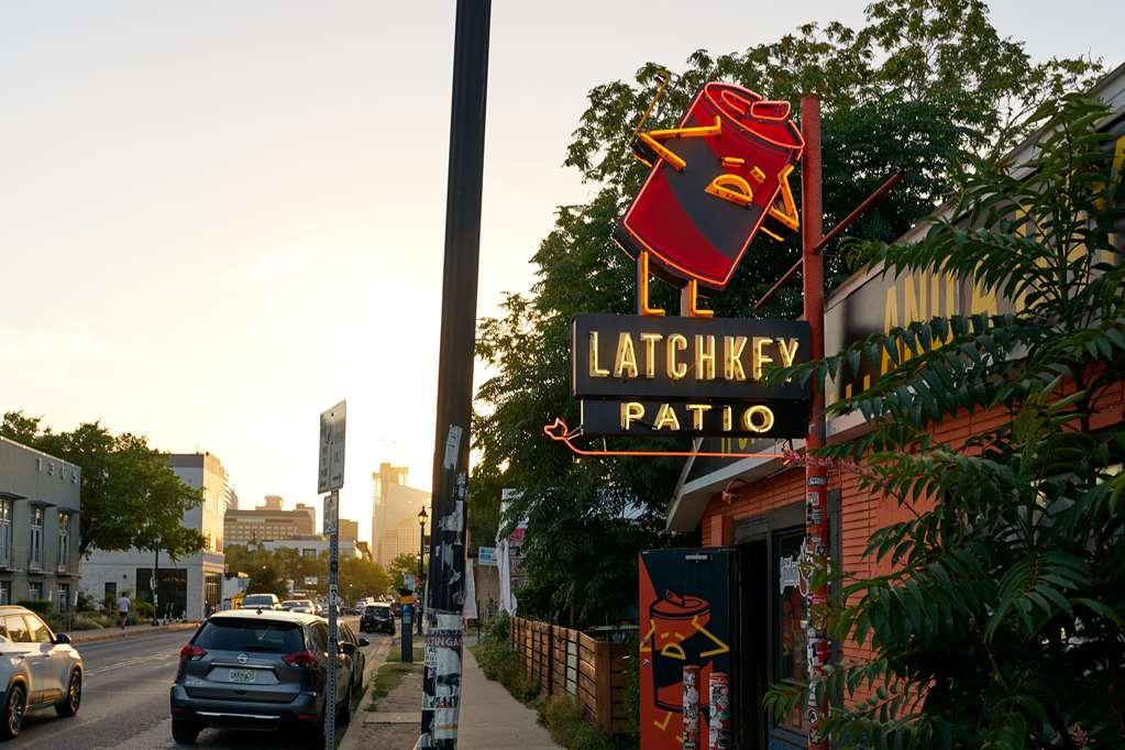 Sentral East Austin At 1614 E. Sixth Hotel Restaurant photo